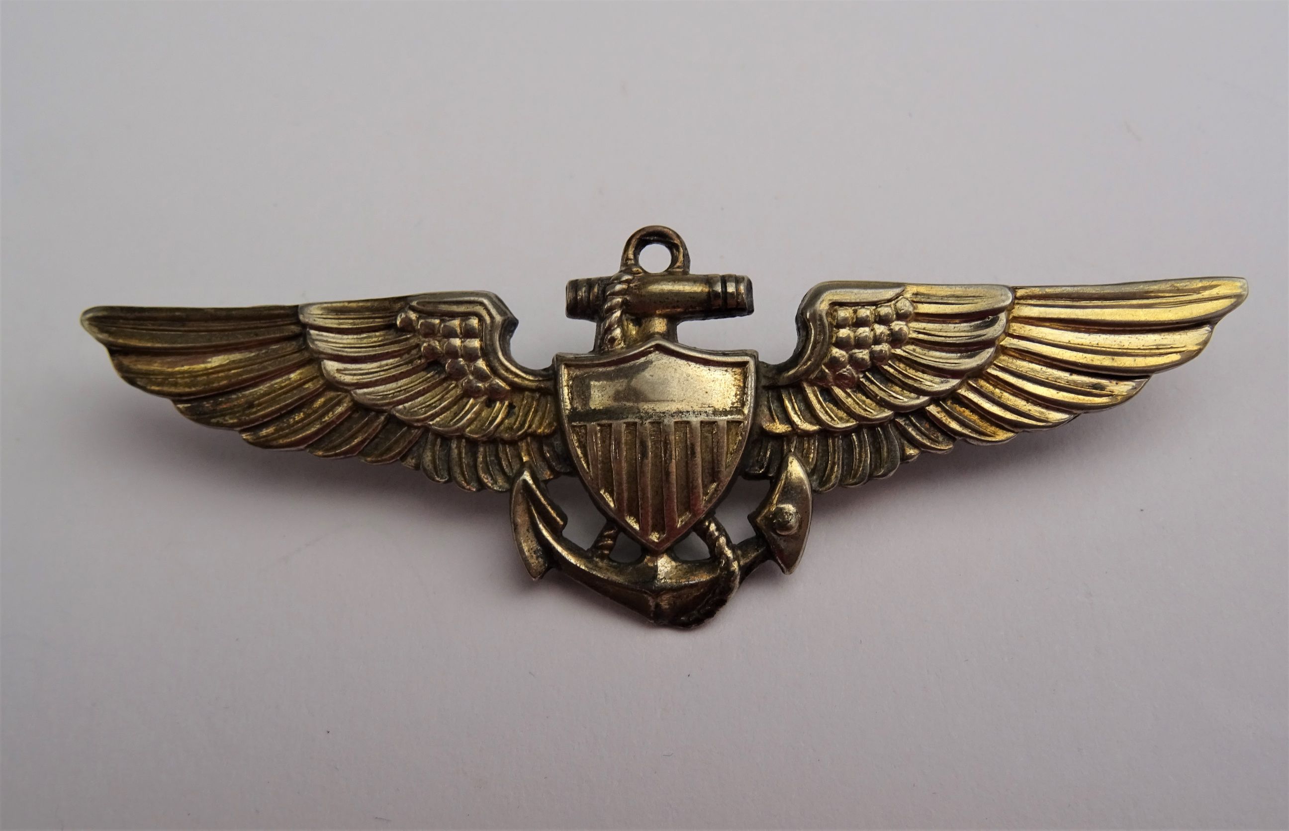 Sweetheart Brooches, Badges & Insignia: WWII U.S. NAVY PILOT GOLD ...
